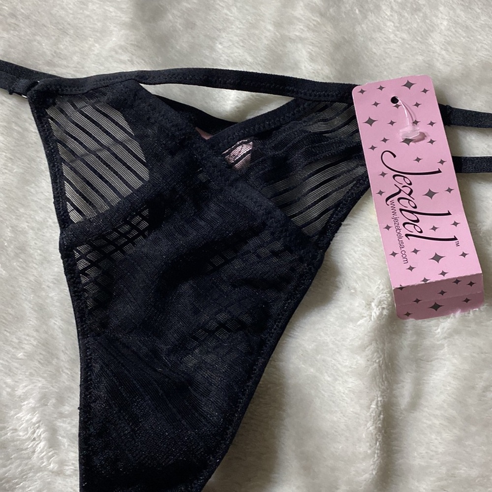 Medium jezebel Niki thong - Picture 3 of 4
